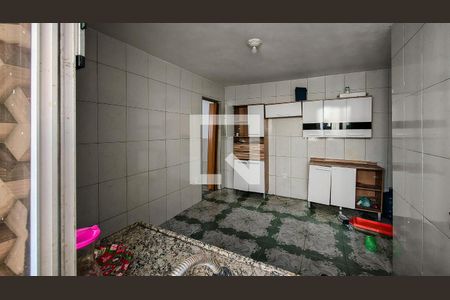 Cozinha de casa para alugar com 1 quarto, 35m² em Vila Progresso (zona Sul), São Paulo