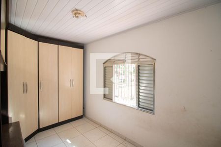 QUARTO 1 de casa para alugar com 3 quartos, 149m² em Vila Roque, São Paulo