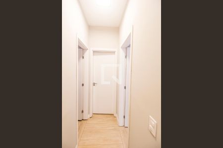 Corredor de casa de condomínio à venda com 3 quartos, 153m² em Alphaville, Santana de Parnaíba