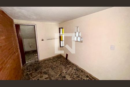 Sala de casa para alugar com 4 quartos, 250m² em Vila Sirena, Guarulhos