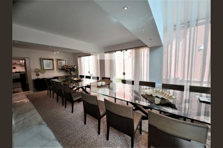 Casa à venda com 5 quartos, 720m² em Mangabeiras, Belo Horizonte