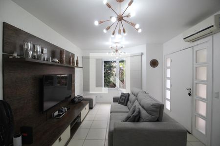 Sala 1 de casa de condomínio à venda com 4 quartos, 160m² em Freguesia (jacarepaguá), Rio de Janeiro