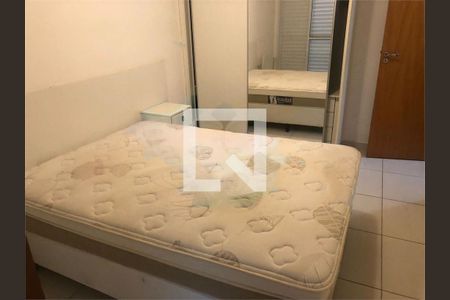 Casa à venda com 3 quartos, 100m² em Vila Irmaos Arnoni, São Paulo