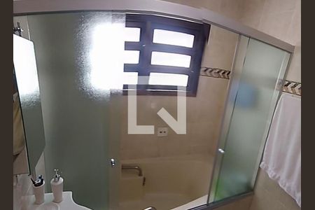 Casa à venda com 3 quartos, 198m² em Vila Paiva, São Paulo