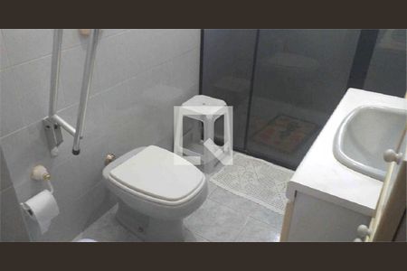 Casa à venda com 3 quartos, 191m² em Vila Vitorio Mazzei, São Paulo