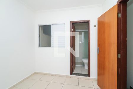 Quarto 1 - Suíte de casa de condomínio para alugar com 3 quartos, 117m² em Vila Regina, São Paulo