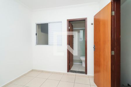 Quarto 1 - Suíte de casa de condomínio para alugar com 3 quartos, 117m² em Vila Regina, São Paulo