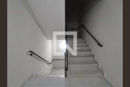Hall de entrada de apartamento para alugar com 1 quarto, 30m² em Parque Bristol, São Paulo