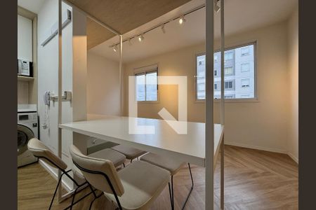Sala  de apartamento para alugar com 1 quarto, 35m² em Santo Amaro, São Paulo