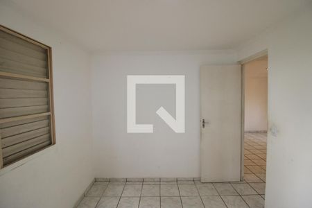 Quarto 2 de apartamento para alugar com 2 quartos, 52m² em Conjunto Residencial José Bonifácio, São Paulo