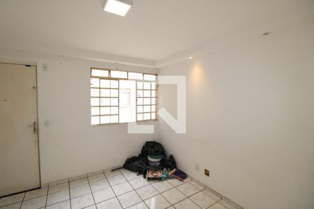 Sala de apartamento para alugar com 2 quartos, 52m² em Conjunto Residencial José Bonifácio, São Paulo