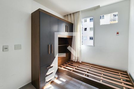Quarto 1 de apartamento para alugar com 2 quartos, 55m² em Imperial de São Cristóvão, Rio de Janeiro