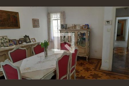 Casa à venda com 4 quartos, 180m² em Jardim Europa, São Paulo