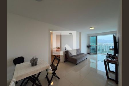 Sala de apartamento à venda com 2 quartos, 77m² em Barra Olímpica, Rio de Janeiro