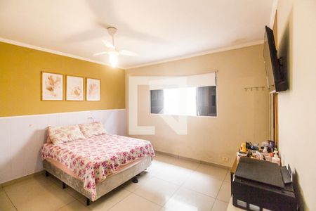Quarto 2 de casa para alugar com 2 quartos, 175m² em Chácara Adriana Aparecida, Carapicuíba