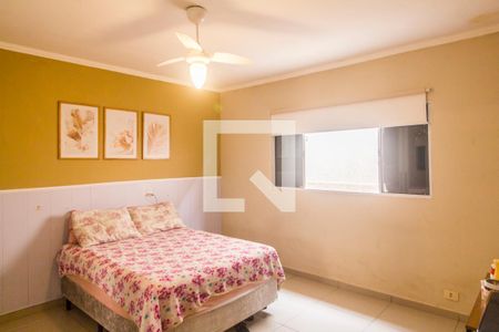 Quarto 2 de casa para alugar com 2 quartos, 175m² em Chácara Adriana Aparecida, Carapicuíba
