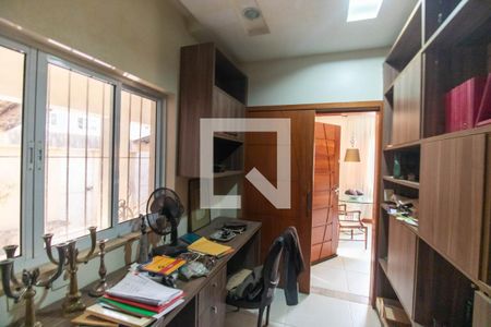 Quarto 1 de casa à venda com 2 quartos, 70m² em Santa Rosa, Niterói
