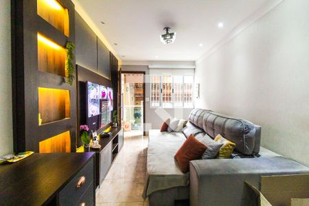 Sala de casa à venda com 3 quartos, 200m² em Conjunto Residencial José Bonifácio, São Paulo
