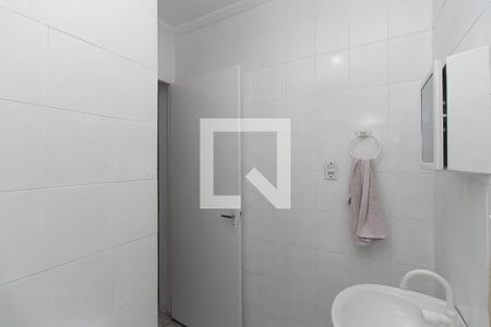 Banheiro de apartamento para alugar com 2 quartos, 55m² em Conjunto Habitacional Jova Rural, São Paulo