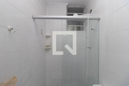 Banheiro de apartamento para alugar com 2 quartos, 55m² em Conjunto Habitacional Jova Rural, São Paulo