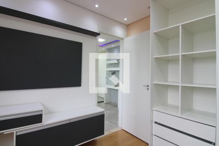 Quarto 1 de apartamento para alugar com 2 quartos, 38m² em Vila Cosmopolita, São Paulo