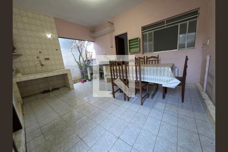 Casa para alugar com 4 quartos, 220m² em Dom Cabral, Belo Horizonte