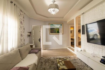 Sala de TV de casa à venda com 3 quartos, 560m² em Cidade Industrial de Curitiba, Curitiba