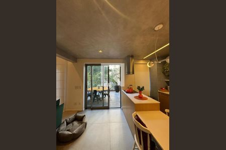 Cozinha de apartamento para alugar com 1 quarto, 97m² em Moema, São Paulo