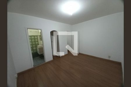 Casa à venda com 3 quartos, 150m² em Jardim Marajoara, São Paulo