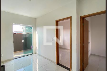 Sala/cozinha  de apartamento para alugar com 2 quartos, 55m² em Jardim Nordeste, São Paulo