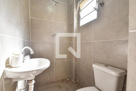 Banheiro de casa para alugar com 1 quarto, 54m² em Vila São José, São Paulo