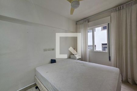 Apartamento para alugar com 2 quartos, 75m² em Jardim Las Palmas, Guarujá