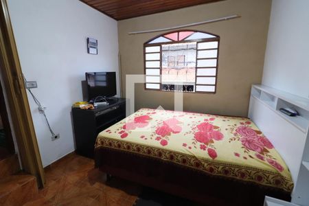 Quarto de casa à venda com 5 quartos, 400m² em Veloso, Osasco