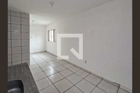 Casa para alugar com 1 quarto, 100m² em Vila Rica, São Paulo