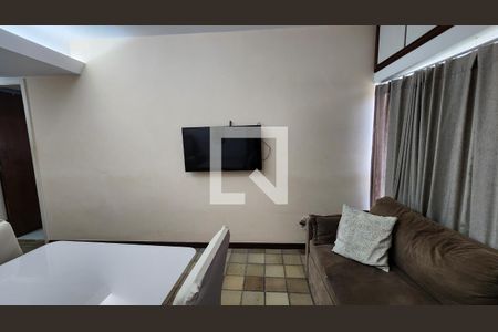 Sala  de apartamento para alugar com 1 quarto, 37m² em Ondina, Salvador
