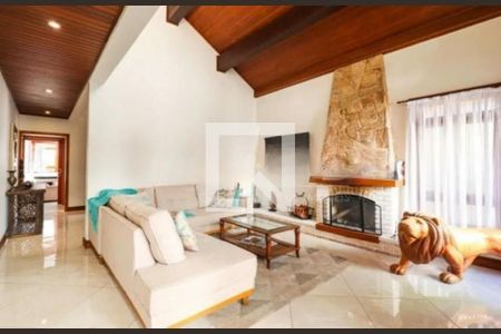 Casa à venda com 3 quartos, 300m² em Jardim dos Estados, São Paulo