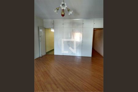 Casa à venda com 3 quartos, 250m² em Alto de Pinheiros, São Paulo