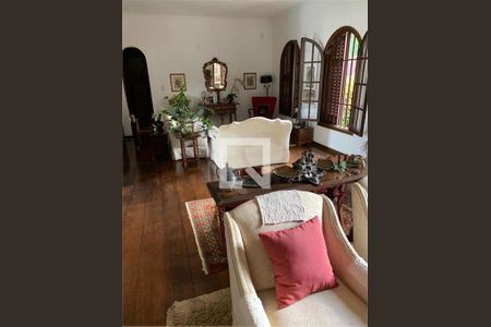 Casa à venda com 5 quartos, 500m² em Nova Campinas, Campinas