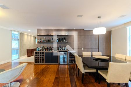 Sala de apartamento à venda com 3 quartos, 284m² em Higienópolis, São Paulo