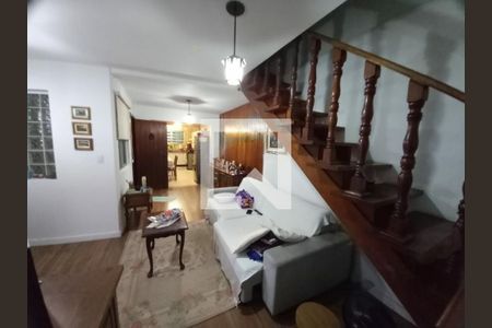 Casa à venda com 4 quartos, 150m² em Vila do Castelo, São Paulo