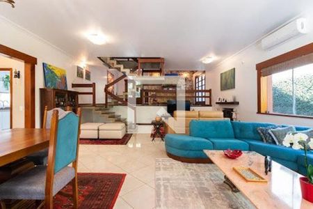 Casa à venda com 3 quartos, 900m² em Jardim Paulista, Barueri