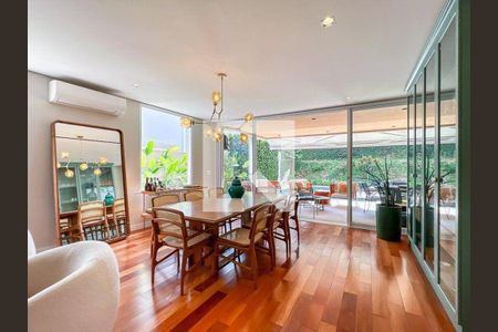 Casa à venda com 4 quartos, 490m² em Alphaville, Santana de Parnaíba