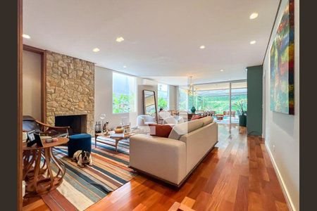 Casa à venda com 4 quartos, 490m² em Alphaville, Santana de Parnaíba