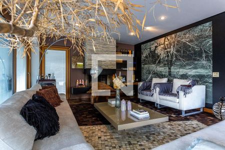 Casa à venda com 5 quartos, 796m² em Alphaville, Santana de Parnaíba