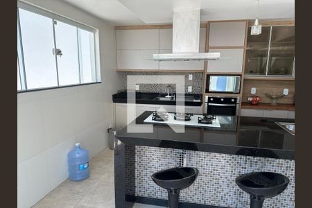Casa para alugar com 3 quartos, 525m² em Portinho, Cabo Frio