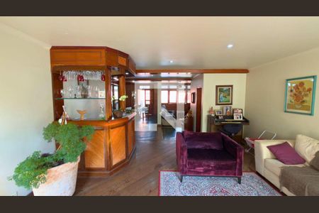 Casa à venda com 4 quartos, 36m² em Alphaville, Santana de Parnaíba