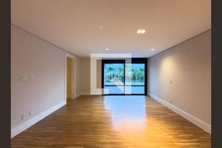 Casa à venda com 4 quartos, 753m² em Alphaville, Santana de Parnaíba