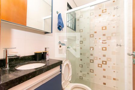 Banheiro de apartamento para alugar com 1 quarto, 29m² em Chácara Mafalda, São Paulo