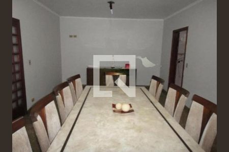 Casa à venda com 4 quartos, 240m² em Jardim dos Prados, São Paulo