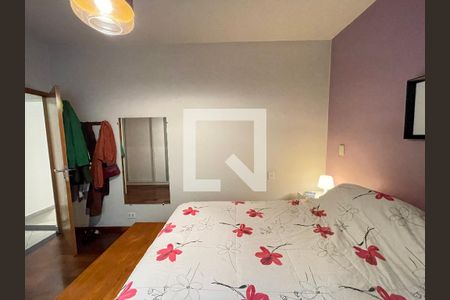 Quarto 1 de casa para alugar com 3 quartos, 220m² em Vila Pirajussara, São Paulo